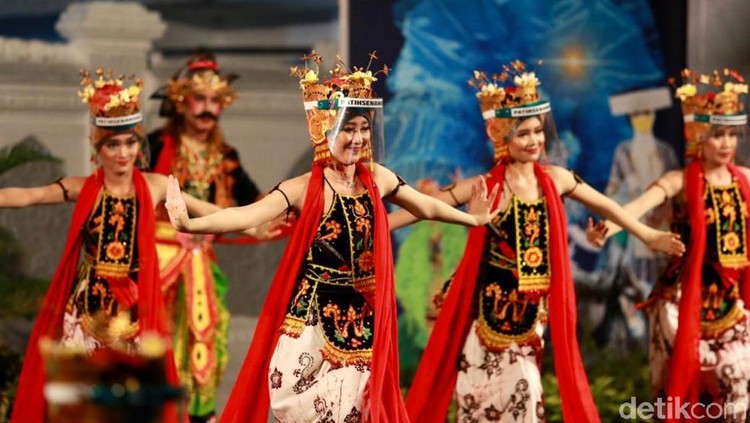 tari gandrung banyuwangi