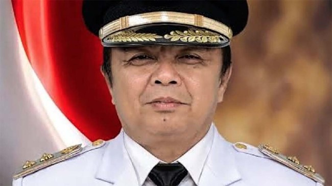 Wakil Bupati Way Kanan, Edward Anthony yang meninggal dunia saat menjalani isolasi di RSUAM karena Covid-19, ternyata memiliki riwayat penyakit diabetes melitus