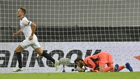 FOTO: Sevilla Kubur Mimpi MU di Liga Europa