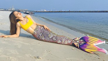 img-title Ultah Bertepatan dengan HUT RI, Cinta Laura Dandan Mirip Putri Duyung
