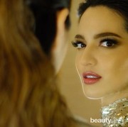 Foto: Seksi dan Anggunnya Nia Ramadhani Pakai Kebaya