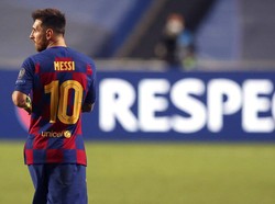 Messi Jangan Pergi Digaungkan Fans Barcelona di Linimasa