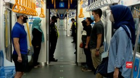 VIDEO: Sikap Sempurna di Stasiun MRT