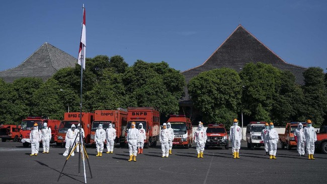 Terkait kabar viral medsos, Jubir Pemda DIY untuk Covid-19 menyanggah bahwa RS rujukan pasien corona di sana sudah penuh, namun hanya ketersediaannya menipis.