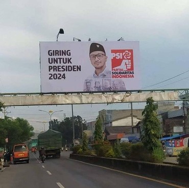 Heboh Baliho Giring Mencalonkan Diri Jadi Presiden Indonesia 2024