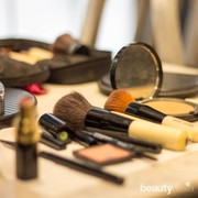 Dapatkan Tampilan Flawless dengan Terapkan Tips Pakai Bedak Ini