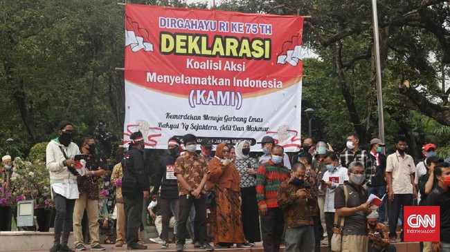 Deklarator KAMI Marwan Batubara mencurigai Bintang Mahaputra untuk Gatot Nurmantyo punya motif terselubung untuk menaklukkan lawan politik.