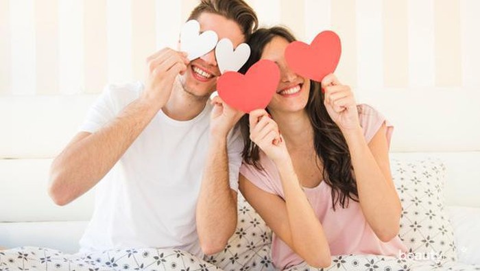 Bikin Pasangan Bergairah, Coba Gaya Bercinta Sesuai Zodiak Kamu