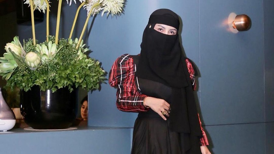 FIve Vi yang sudah berhijrah