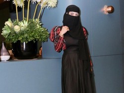 Foto Seksi Masih Beredar Bikin Five Vi Trauma