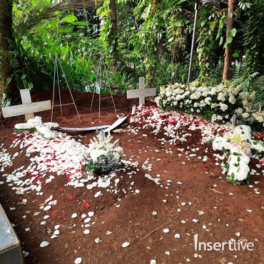 Istri Adi Kurdi Meninggal Dunia Usai Berjuang Lawan Kanker Payudara