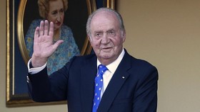 Eks Raja Spanyol Juan Carlos Pulang usai 2 Tahun Tinggal di UEA