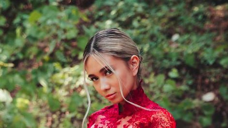 Niki Zefanya cantik banget