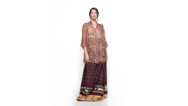 Digelar bertepatan dengan HUT RI ke-75, 16 desainer menutup gelaran virtual fashion show NUFF 2020 dengan aroma Nusantara yang melekat di sepanjang peragaan.