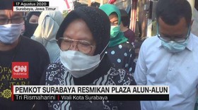 VIDEO: Risma Resmikan Plaza Alun-alun Surabaya