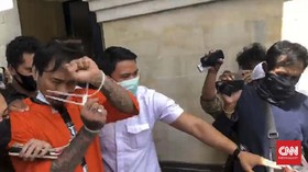 Penangguhan Ditolak, Jerinx Masuk Rutan dengan Tangan Terikat