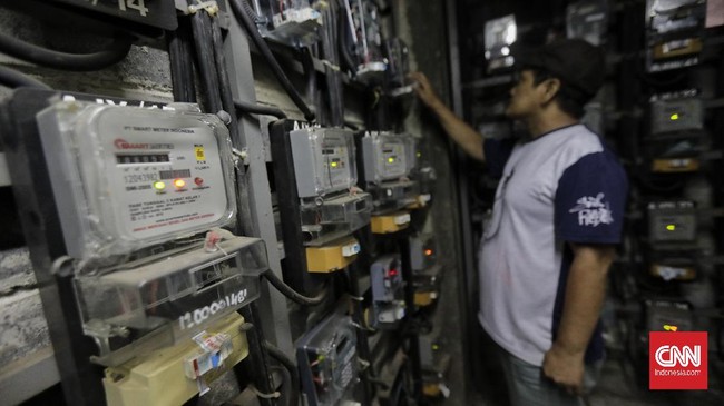 Pemerintah memutuskan tetap melanjutkan pemberian stimulus diskon tarif listrik kepada masyarakat dan pelaku usaha pada periode April sampai Juni 2021.
