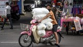 FOTO : Thailand Terperosok ke Jurang Resesi Thailand terjerumus ke jurang resesi setelah laju ekonominya minus 12,2 persen pada kuartal II 2020 karena pandemi virus corona.