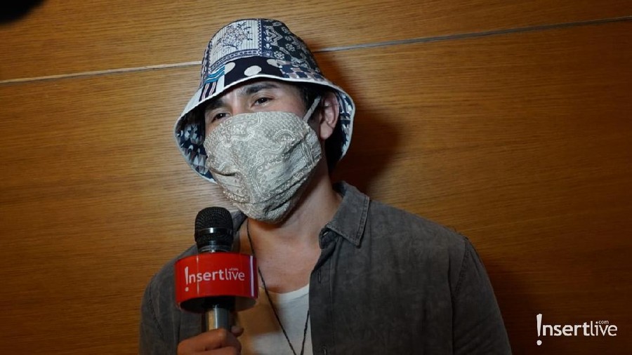 Vino G Bastian Vino G Bastian