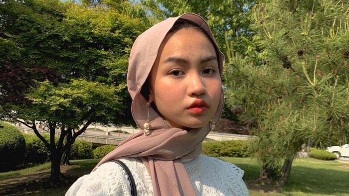 Xaviera Putri, Hijaber Indonesia kuliah di Korea