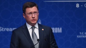 Menteri Energi Rusia Positif Virus Corona
