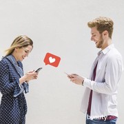 Berani Coba Hal Baru, Ini Tips Saat Kencan Online Untuk Temukan Pasangan yang Tepat!