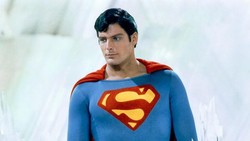 Tragisnya Kisah Christopher Reeve, Superman yang Lumpuh 9 Tahun Sebelum Meninggal