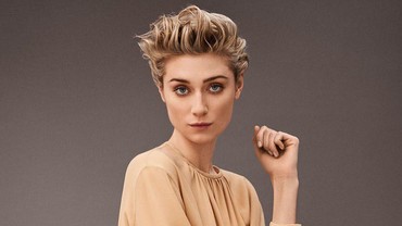 img-title Elizabeth Debicki Jadi Putri Diana di Serial 'The Crown'