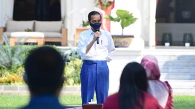 Jokowi Lanjutkan Bantuan UMKM dan Kartu Prakerja Hingga 2021