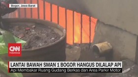VIDEO: Lantai Bawah SMAN 1 Bogor Hangus Dilalap Api