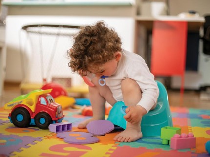 3 Persiapan Penting Sebelum Mengajari Anak Toilet Training