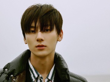 Jelang Comeback Terakhir NU'EST, Minhyun Positif COVID-19