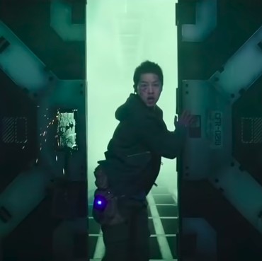 Film Terbaru Song Joong Ki 'Space Sweepers' Direncanakan Rilis di Netflix