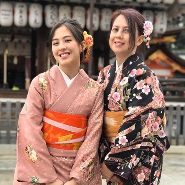 Ibu Adhisty Zara Buka Suara soal Video Remas Dada Sang Anak