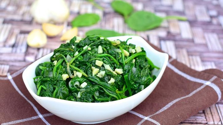 Khasiat sayur bayam untuk menu sarapan