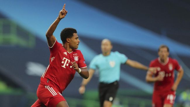 Bayern Munchen unggul 2-0 atas Olympique Lyon di babak pertama pada semifinal Liga Champions.