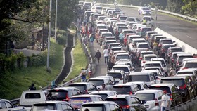 Contraflow Masih Diterapkan di KM 21 hingga KM 8 Tol Jagorawi