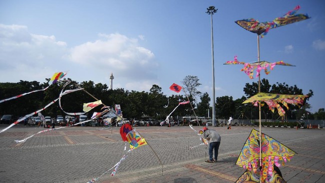DKI Jakarta bakal tutup area publik, tempat wisata dan lokasi lainnya pada 25, 31 Desember dan 1 Januari 2021.