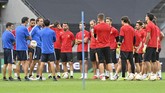 FOTO: Menuju Duel Sevilla vs Inter di Final Liga Europa Sevilla dan Inter Milan telah melakukan persiapan terakhir jelang final Liga Europa 2020 di Stadion Rhein Energie, Jerman, Sabtu (22/3).