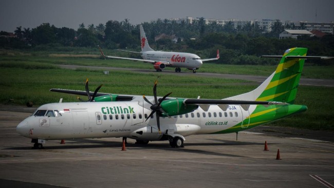 Lalu lintas penerbangan di Bandara Husein Sastranegara, Bandung, meningkat meskipun belum kembali normal seperti prapandemi covid-19.