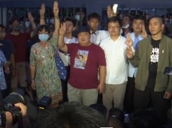Polisi Bebaskan 9 Aktivis Pro-Demokrasi Thailand
