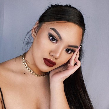 Pose Seksi di Atas Ranjang, Shafa Harris Ngaku Tak Butuh Cinta