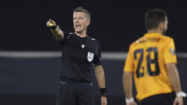 Bayern Munchen pernah memiliki pengalaman buruk dengan Daniele Orsato, wasit final Liga Champions 2020.