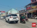 Dalih Takziah, Wanita Murka Dilarang Polisi ke Arah Anyer