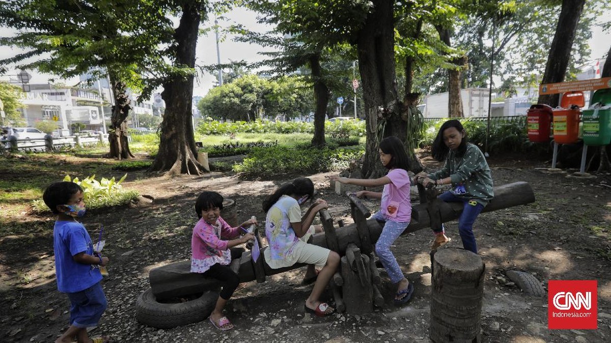 FOTO: Alternatif Liburan Bermain di Taman Pohon Tomang DKI