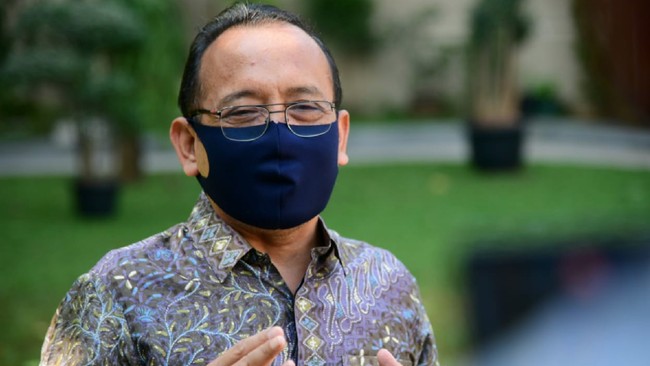 Mensesneg Pratikno menyebut TNI AL berpeluang mengisi jabatan Panglima TNI berikutnya menggantikan Jenderal Andika Perkasa.