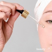 Panduan Pemula: Jangan Salah, Ini Perbedaan Serum dan Ampoule!