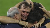 FOTO: Tekuk Inter, Sevilla Rengkuh Trofi Keenam Liga Europa Sevilla meraih gelar keenam di Liga Europa setelah mengalahkan Inter Milan 3-2 pada final Liga Europa, Sabtu (22/8) dini hari waktu Indonesia.