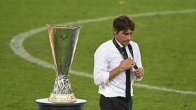 Gagal Juara Liga Europa, Conte Isyaratkan Tinggalkan Inter
