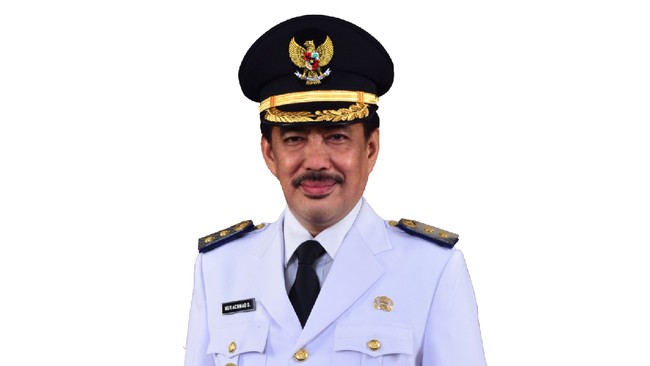 Plt Bupati Sidoarjo, Jawa Timur, Nur Ahmad Syaifuddin alias Cak Nur dilaporkan meninggal dunia karena Covid-19